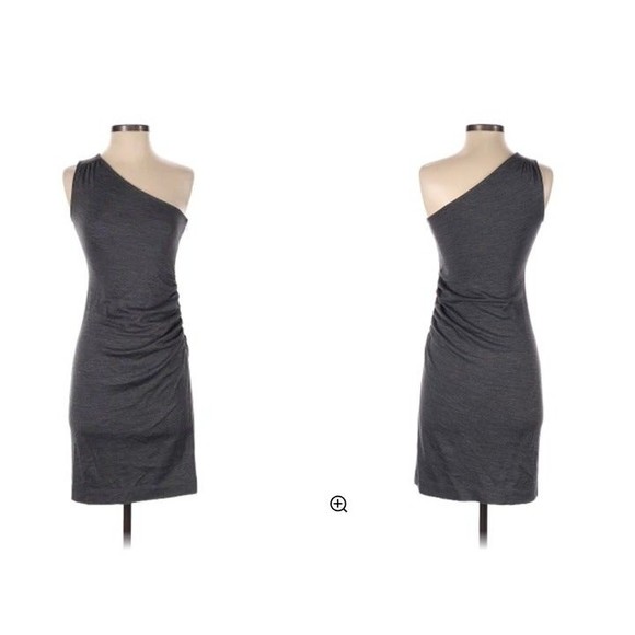 Banana republic one shoulder, Ruched side bodycon asymmetrical dress - Size 2 - Picture 2 of 10